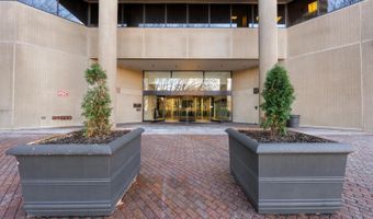 65 E State St, Columbus, OH 43215