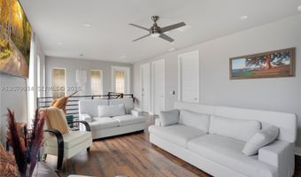 555 Peachtree Rd, Orlando, FL 32804