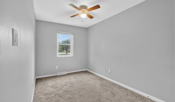 46 VILLAGE Dr, Dover, DE 19904