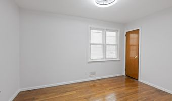64 W 57TH St, Bayonne, NJ 07002