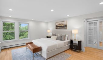 340 Orchard Hills Dr, Ann Arbor, MI 48104