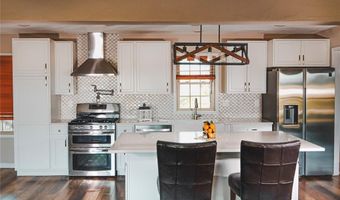 18057 County Road 214, Advance, MO 63730
