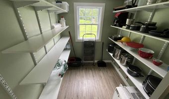 516 Old Glen Ave, Berlin, NH 03570