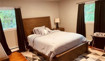 643 Middle Rd, East Greenwich, RI 02818