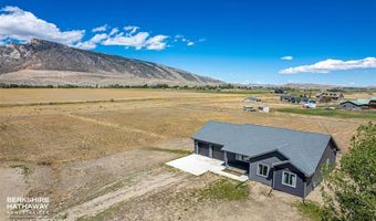 8 Lakota Ct, Cody, WY 82414