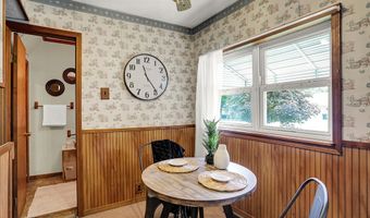 405 E Howard Ave, Arcadia, IN 46030
