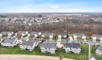 7443 Watermark Dr 32, Allendale, MI 49401