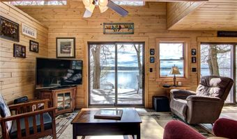 102 206th St, Alden, WI 54026
