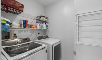 1537 Greenfield Crossing Ct, Ballwin, MO 63021
