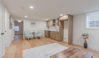 3107 MOSBY St, Alexandria, VA 22305