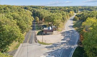 7820 Cascade Rd SE, Ada, MI 49301