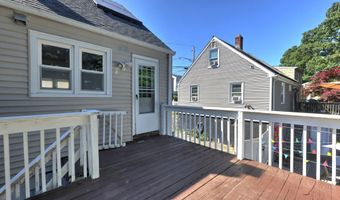 150 Hillcrest Rd, Bridgeport, CT 06606