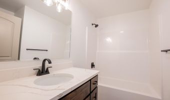 435 Day Break Rd, Bonners Ferry, ID 83805