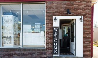 635 W Main St, Branford, CT 06405