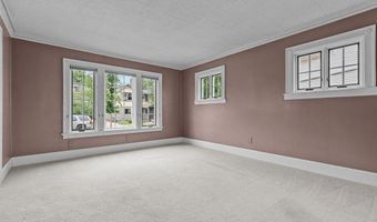 518 E SUMMER St, Appleton, WI 54911