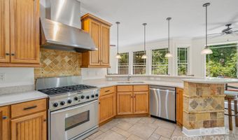 81 Smokemont Dr, Arden, NC 28704