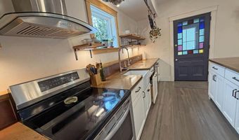 81 Chapin St, Brattleboro, VT 05301