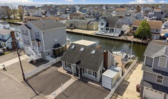234 Cedar Dr, Bayville, NJ 08721