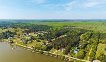 126 Narrow Shore Rd, Aydlett, NC 27916