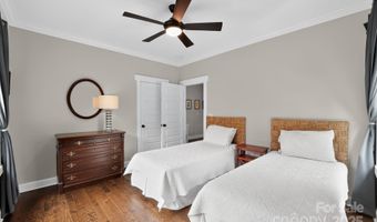 1833 Mimosa Ave, Charlotte, NC 28205