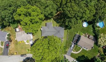 103 BIRCHWOOD Dr, North Kingstown, RI 02852