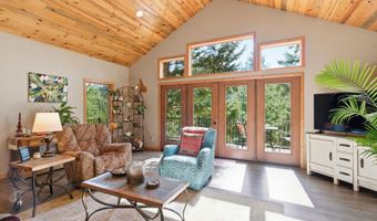 1029 Sun Valley Dr, Careywood, ID 83809