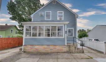 300 Northup St, Cranston, RI 02905