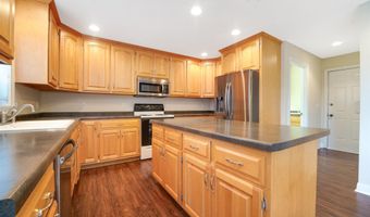 420 E FERNWOOD Ln, Appleton, WI 54913