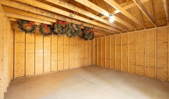 110 Coal Creek Dr, Boiling Springs, SC 29316