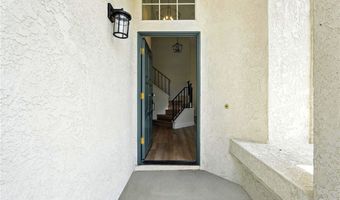 251 Royal Glen Dr, Fallbrook, CA 92028