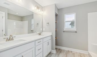 221 S Shay Rd, Andover, KS 67002