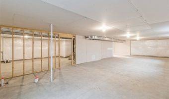 4407 NE 8th St, Ankeny, IA 50021