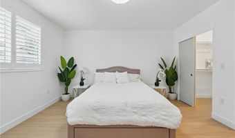 1217 W 77th St, Los Angeles, CA 90044