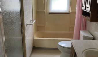 204 Charlotte St, Alpena, MI 49707
