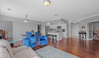 191 SOMERVELLE St 205, Alexandria, VA 22304