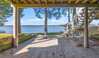 15 George W Finnerty Rd, Barrington, RI 02806