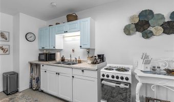 55342 CLAIRE St, Astor, FL 32102