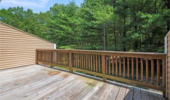 80 Fisher Rd 50, Cumberland, RI 02864
