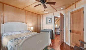 204 HOLLYWOOD St, Bethany Beach, DE 19930