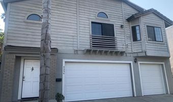 4556 Cove Dr, Carlsbad, CA 92008