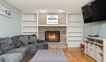 1167 Greens Farm Rd, Cincinnati, OH 45102