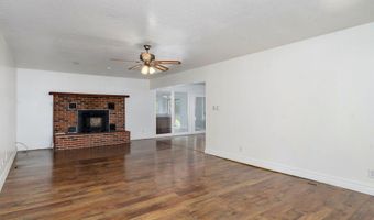 6896 N Farm Rd 1, Ash Grove, MO 65604