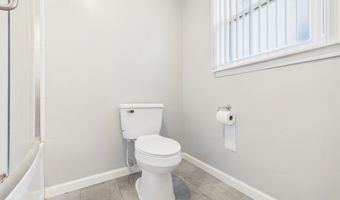 4412 Alhambra Dr, Anderson, IN 46013