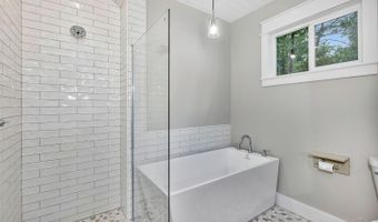 6047 Kennedy Ave, Cincinnati, OH 45213