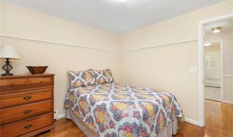 103 BIRCHWOOD Dr, North Kingstown, RI 02852