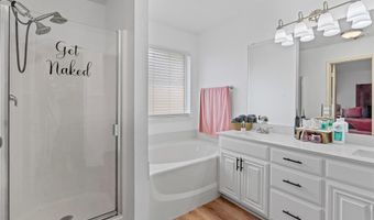 326 Willow Creek Dr, Weatherford, TX 76085