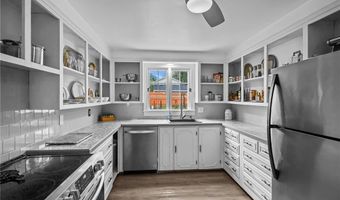 44 River St, Cranston, RI 02905