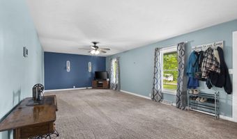 2875 S Madison Ave, Aurora, MO 65605