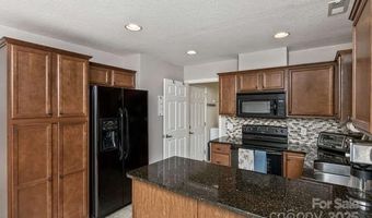 43 Sunny Meadows Blvd, Arden, NC 28704
