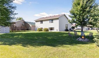 723 Ochotto Lake Dr, Avon, MN 56310